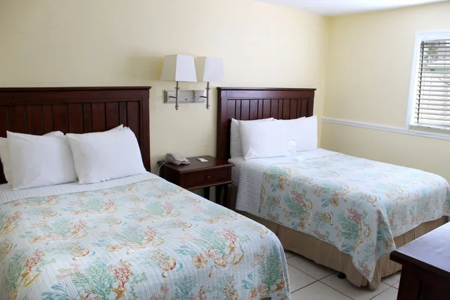 Suite, 2 Double Beds, Beach Front, Balcony، Lani Kai Beachfront 6/10