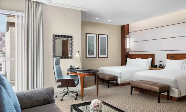 Executive, 2 Queen Beds, City View, Conrad Jabal Omar Makkah 4/5