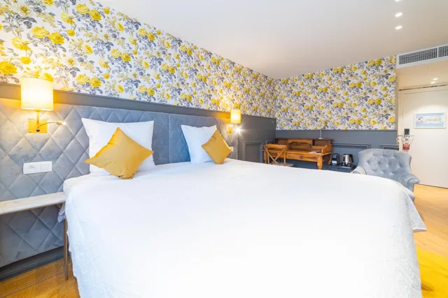 غرفة قياسية بسرير مزدوج، Grand Hotel Normandy Bruges 6/10