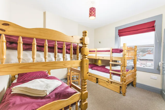 Private, Quadruple, 2 Bunk Beds، Llangollen Hostel 4/6