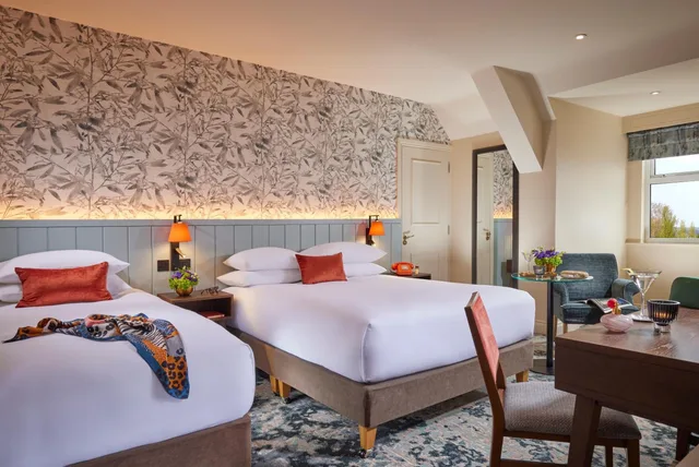 غرفة بسرير مزدوج أو سريرين منفصلين، Hodson Bay Hotel 1/3