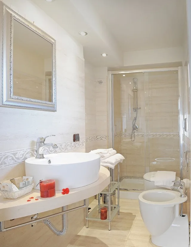 غرفة جونيور رباعية بسرير مزدوج مع أريكة، Hotel Palazzo Sa Pischedda 5/6