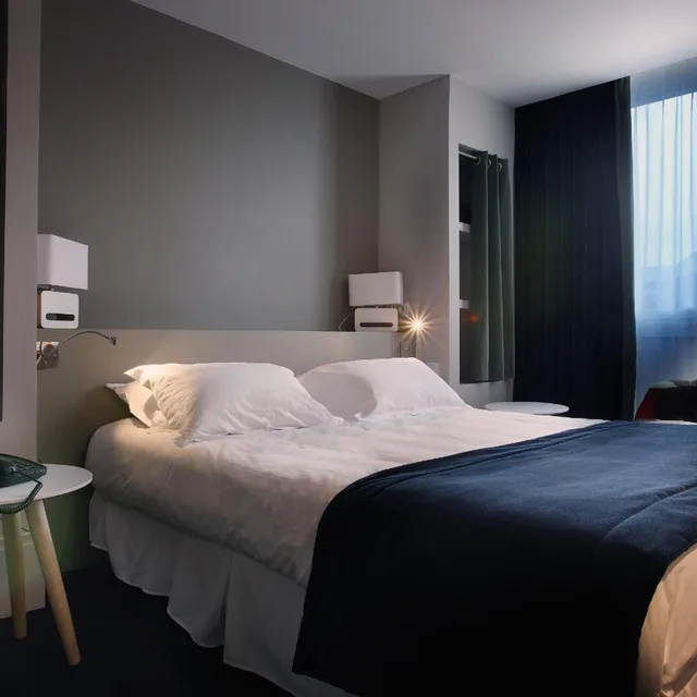 Room, Quintuple، Hotel Le Cinq Hyper Centre Ville 2/8