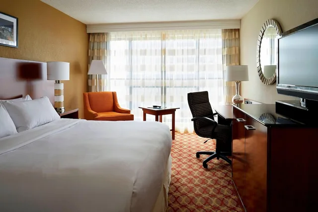 غرفة بسرير كينج، Ottawa Marriott Hotel 3/7