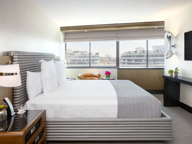 جناح بسرير كينج بغرفة نوم واحدة لذوي الإعاقة، The Watergate Hotel 2/2