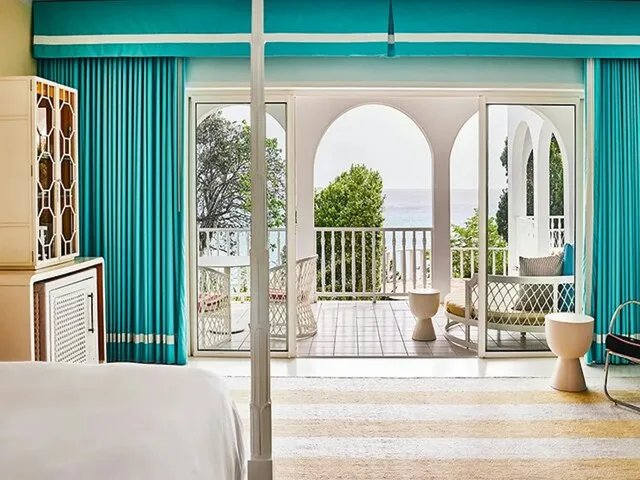غرفة ديلوكس بسرير كينج بإطلالة على البحر، Malliouhana, An Auberge Resort 1/1