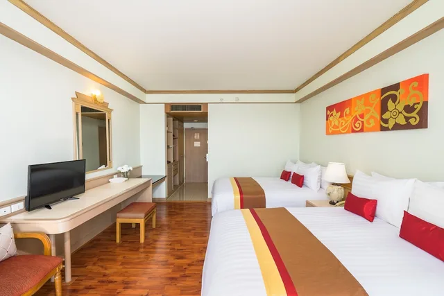 غرفة سوبيريور عائلية بسريرين كوين، COSY BEACH HOTEL 2/10