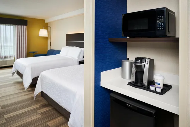 غرفة بسريرين كوين، Holiday Inn Express & Suites Windsor East – Lakeshore, an IHG Hotel 6/6