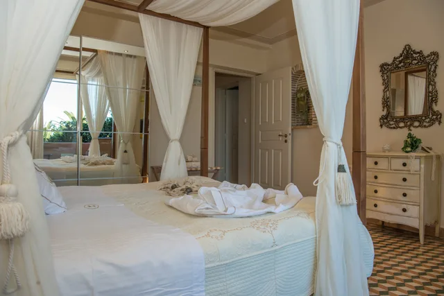 3 Bedrooms, Suite, Beach Front, Calypso Villas Zakynthos 2/5