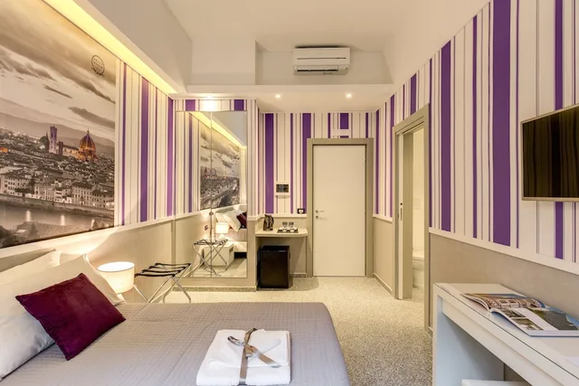 غرفة سوبيريور ثلاثية بسرير كوين وسرير فردي، Grand Tour Roma Guest House 6/6