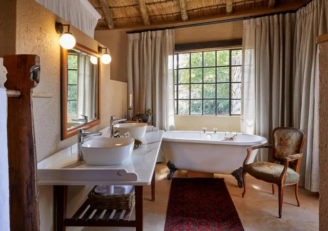 Master, Suite، Geigers Camp at Motswari Private Game Reserve 8/8