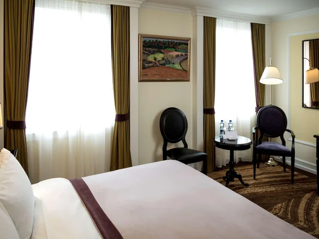 غرفة قياسية بسرير كوين، Hotel Rotary Geneva - MGallery 4/5