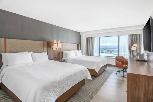 غرفة قياسية بسريرين كوين، Holiday Inn Torrance 1/10