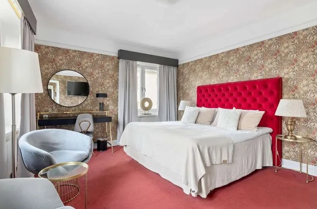 غرفة رباعية بسرير كينج وسرير بطابقين، Centric Hotel 3/9