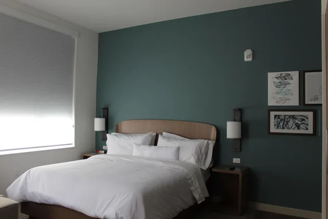 غرفة بسرير كينج، Element Edmonton West 2/7