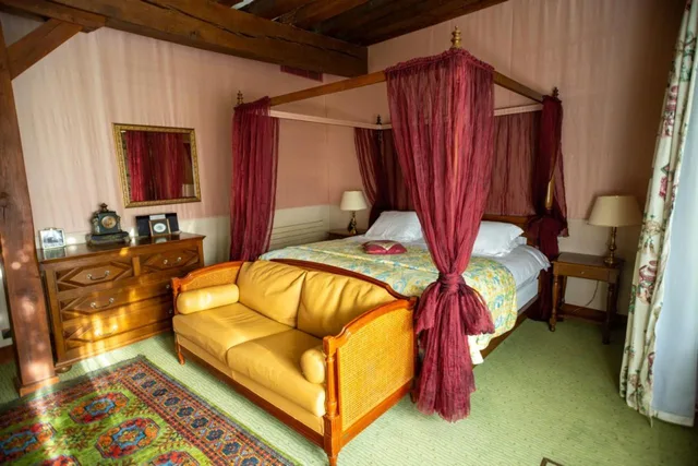 غرفة بسرير مزدوج بشرفة، Chateau De Noizay 2/5