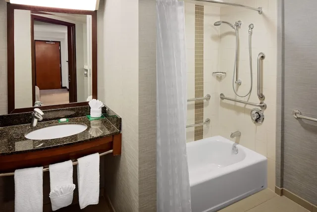 غرفة بسرير مزدوج لذوي الإعاقة، Hyatt Place Princeton 5/6