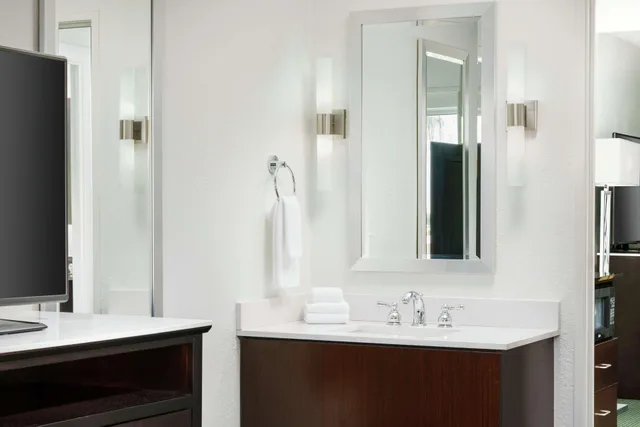 2 Rooms, Deluxe, Suite, King Bed, Embassy Suites by Hilton Orlando Lake Buena Vista Resort 5/5