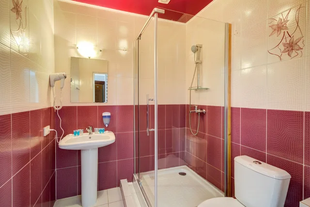غرفة قياسية رباعية بأربعة أسرّة، Hotel Kausar 3/3