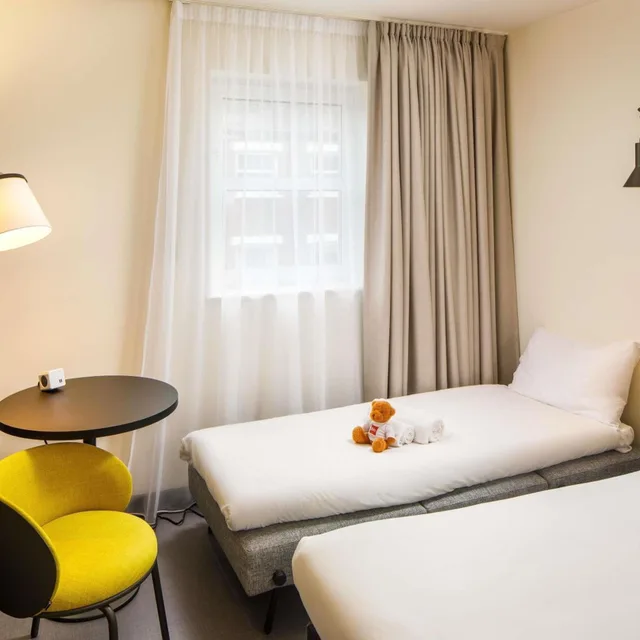 غرفة عائلية بسرير مزدوج وسرير فردي، Ibis London Greenwich 3/5
