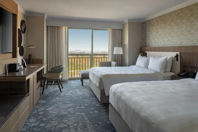 غرفة رباعية لذوي الإعاقة، JW Marriott Orlando Grande Lakes 2/3