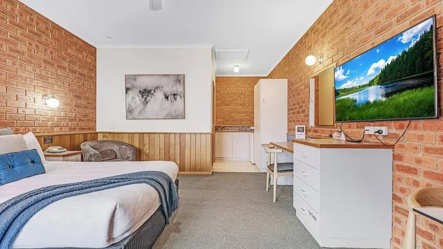 جناح ديلوكس بمطبخ صغير، Golden River Motor Inn 1/1