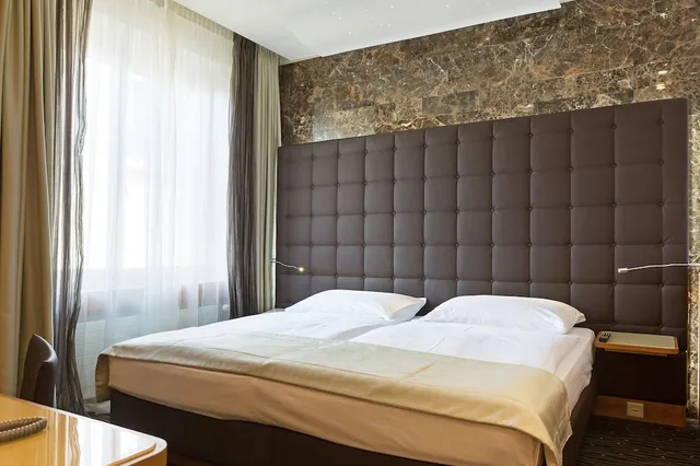 جناح جونيور بسرير كينج، HOTEL ST GOTTHARD 2/5