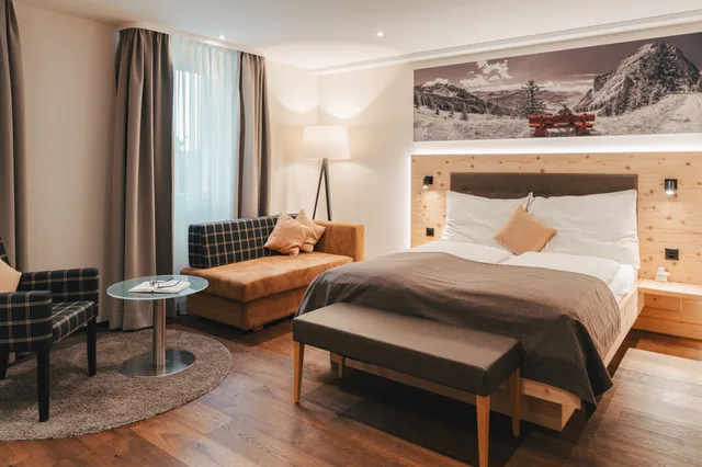 Room, Twin Beds, Boutique Hotel Waldegg Horw 2/6