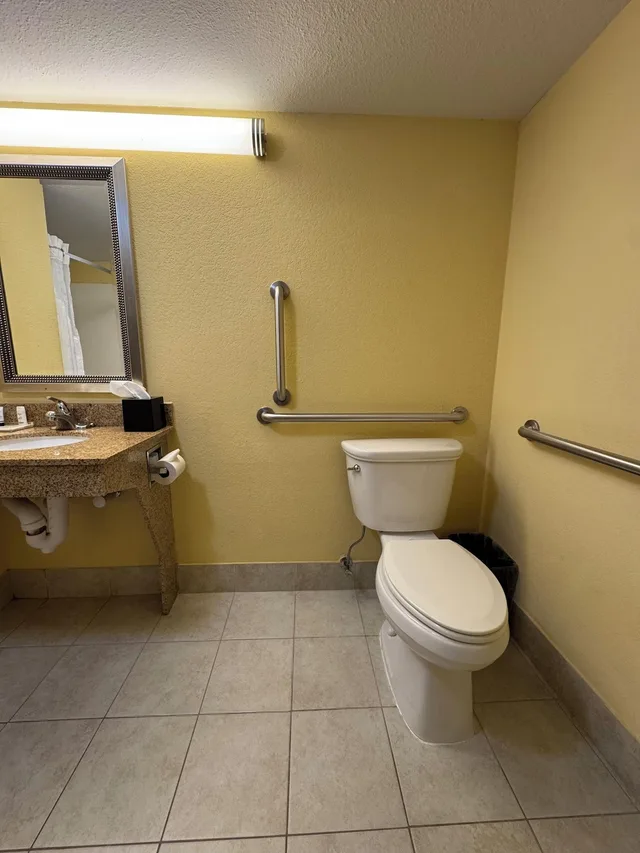 Suite, Multiple Beds، Hotel Gurnee 3/3