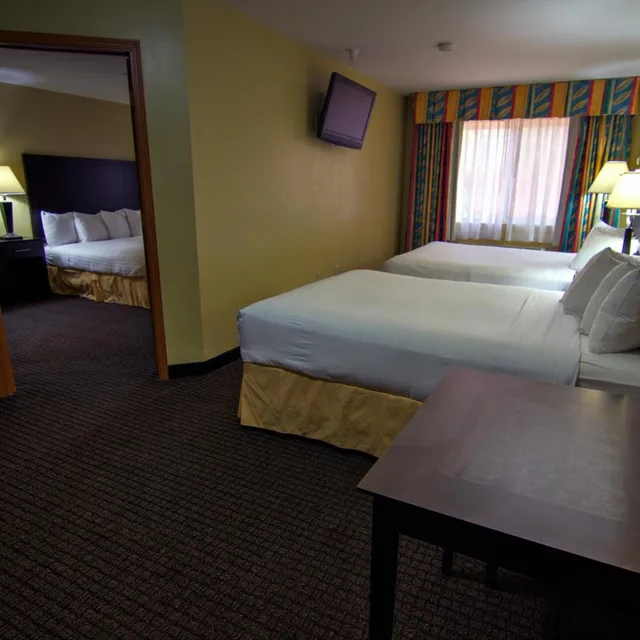 جناح بسرير كينج بغرفتي نوم، Best Western Lakewinds 6/10