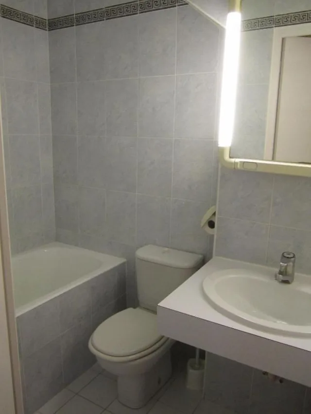 غرفة مفردة بسرير فردي، Hotel de Nice 1/1