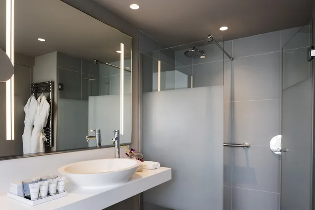 غرفة سوبيريور بسرير كوين، Cures Marines Hotel Thalasso & Spa Trouville - MGallery Collection 5/10