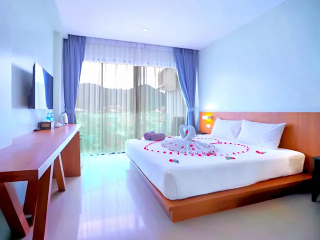 غرفة سوبيريور بسرير مزدوج أو سريرين منفصلين، Phoenix Grand Hotel 1/2