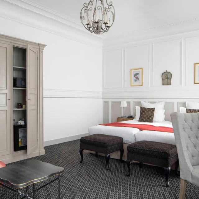 غرفة بريفيليج بسرير مزدوج بشرفة، Bradford Elysees Astotel 5/7