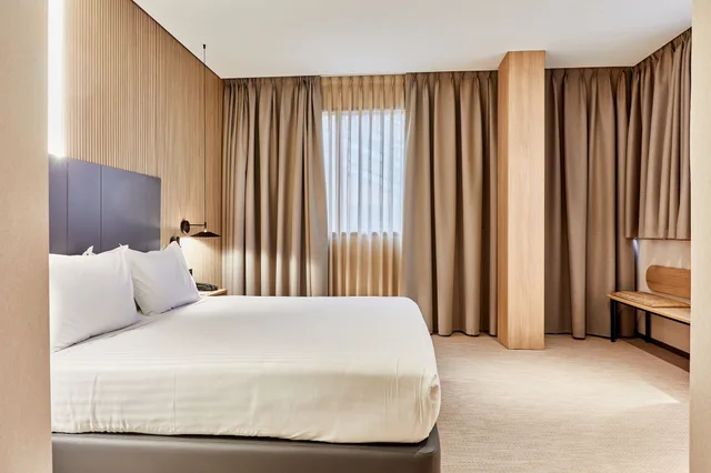 غرفة كلوب ديلوكس بسرير مزدوج، Silken Ciudad Gijon 2/7