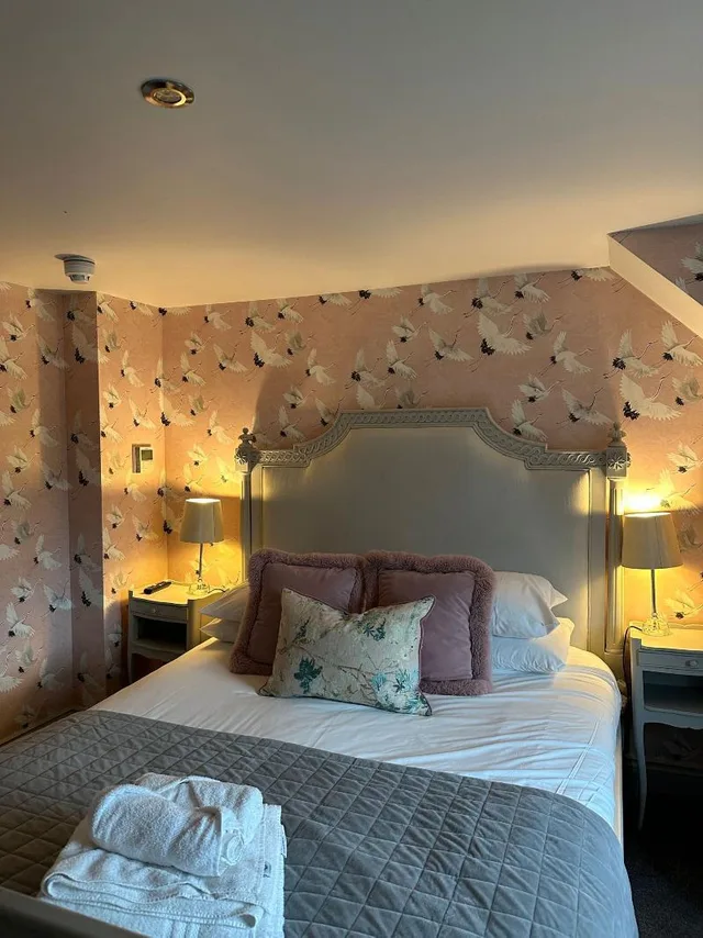 لوفت، OYO The Townhouse 1/1