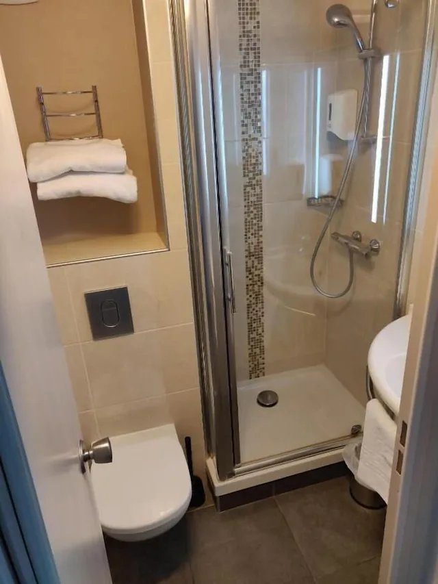 غرفة قياسية بسرير مزدوج، ibis Styles Saint Brieuc Plerin 2/3
