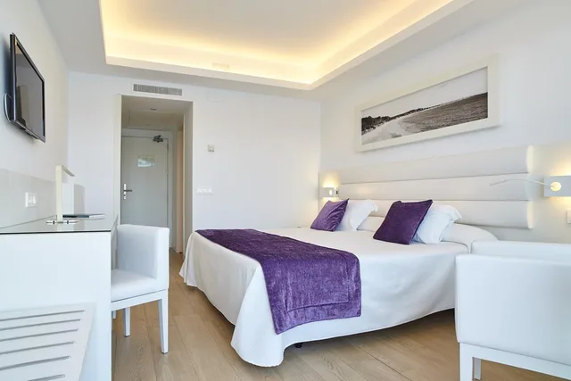 غرفة بسرير مزدوج أو سريرين منفصلين، Argos Hotel 1/5