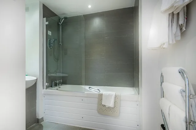 غرفة بسرير مزدوج، Queens Hotel Brighton 4/4