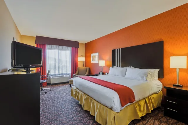 جناح بسرير كينج بغرفة نوم واحدة، Holiday Inn Express Hotel And Suites Alpine Southeast 3/5