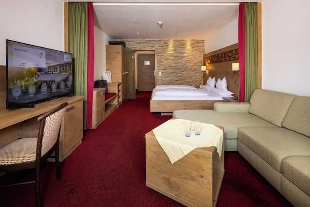غرفة كومفورت بسرير كينج، Hotel Alpenhof 7/10