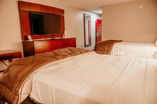 غرفة بسريرين مزدوجين، Country Garden Suites 6/10