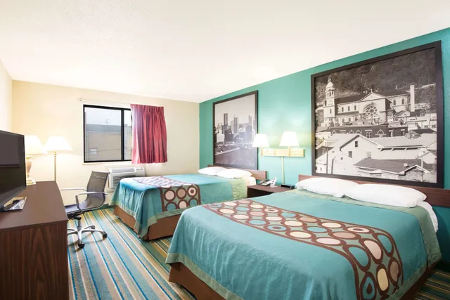 غرفة بسريرين مزدوجين، Park Inn by Radisson, Pittsburgh Airport 1/3