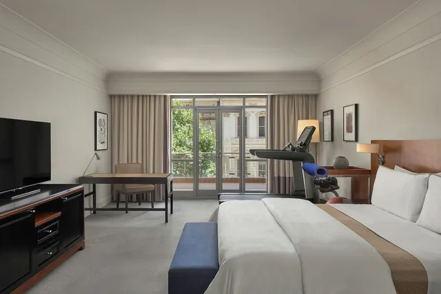 Westin, King Bed، Westin Melbourne 1/6