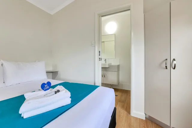 Superior, Double Bed, DARWIN FREESPIRIT RESORT 1/8