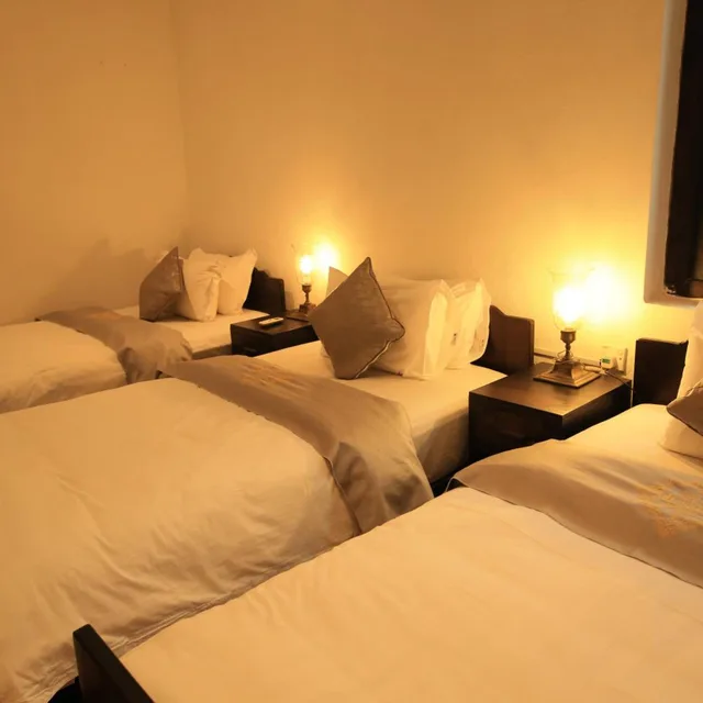 غرفة ثلاثية، MUSEUM HOTEL 6/10