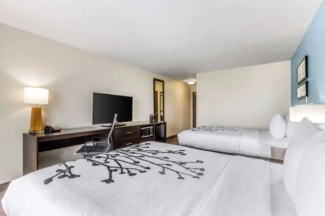 غرفة بسريرين كوين، Sleep Inn and Suites Ames near ISU Campus 4/5