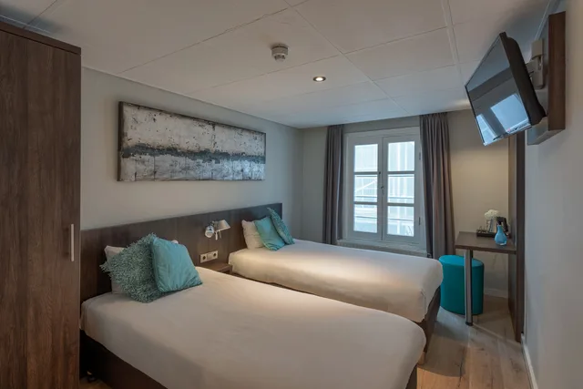 غرفة بسريرين منفصلين، Hotel Damsquare 7/16