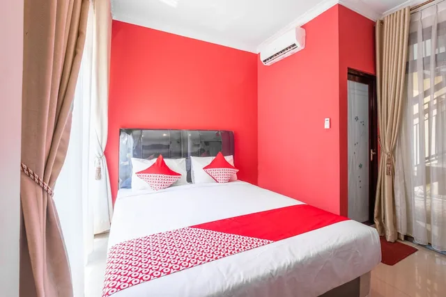 غرفة ديلوكس بسرير مزدوج، OYO Collection O 1032 Rahayu Residence Syariah 3/7