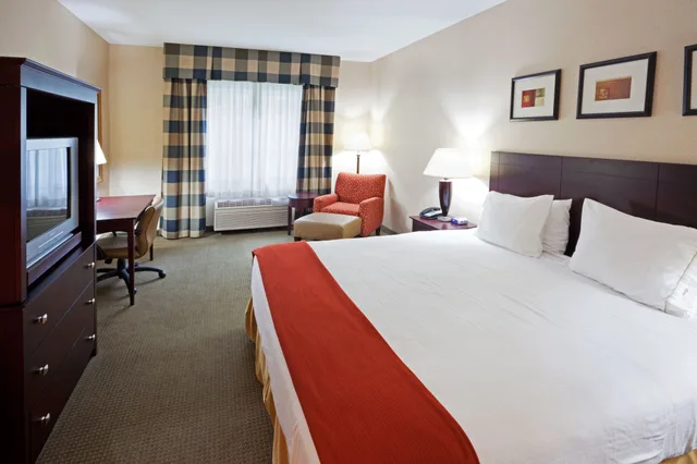 غرفة قياسية بسرير كينج، Holiday Inn Express Hotel Suites Freeport 1/4